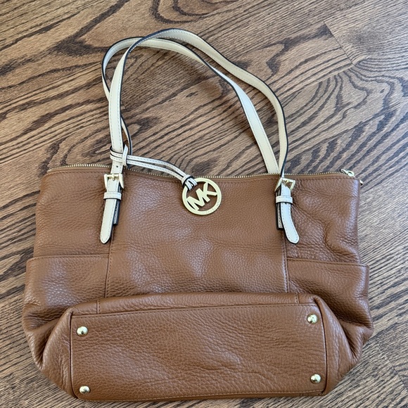 EUC Michael Kors Brown Leather Tote Bag - Picture 1 of 14